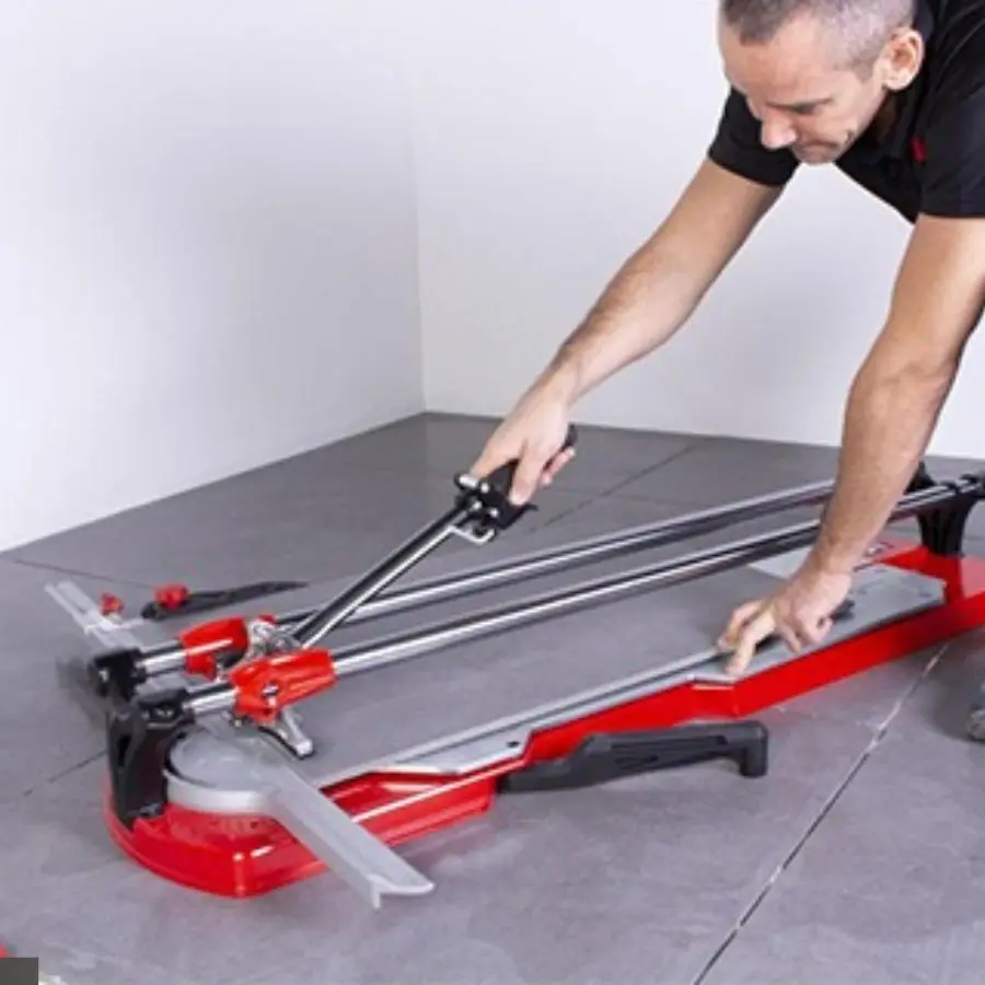 Agence M Com Marseille Façonnage précis Kar Ter Découpe de carrelage Marseille (1)